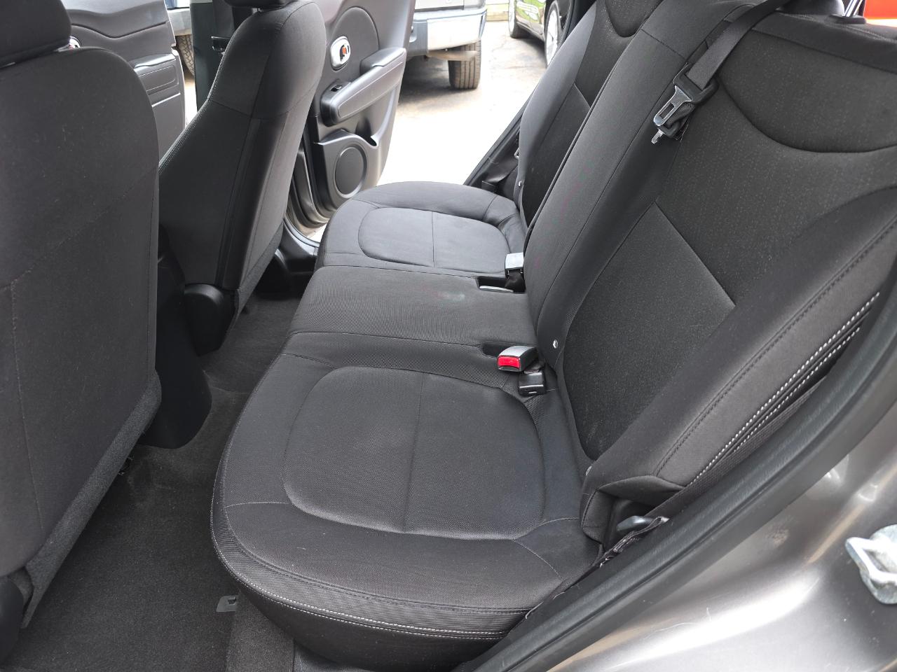 Kia Soul Base 6A 2016