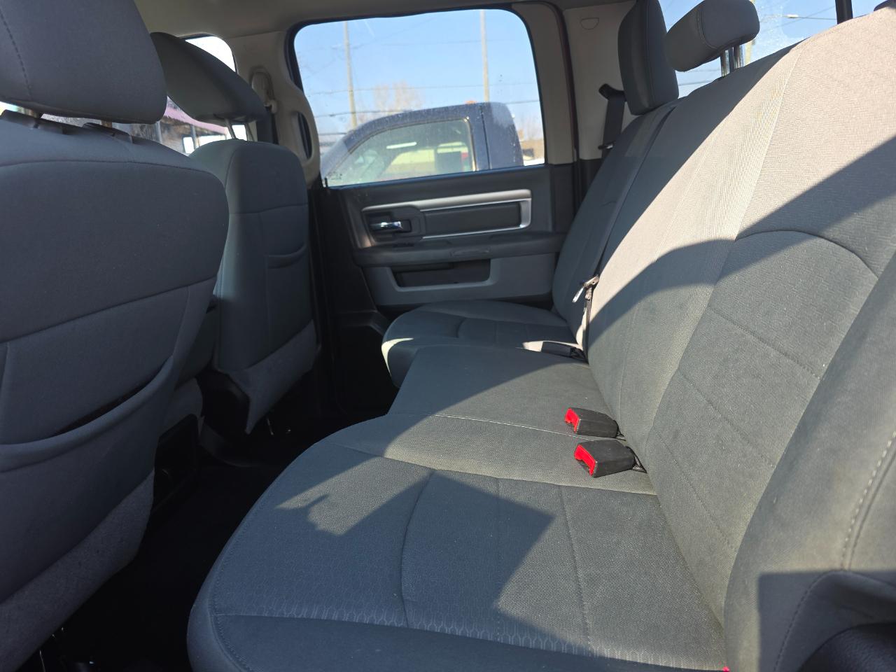 RAM 1500 SLT Crew Cab SWB 4WD 2013