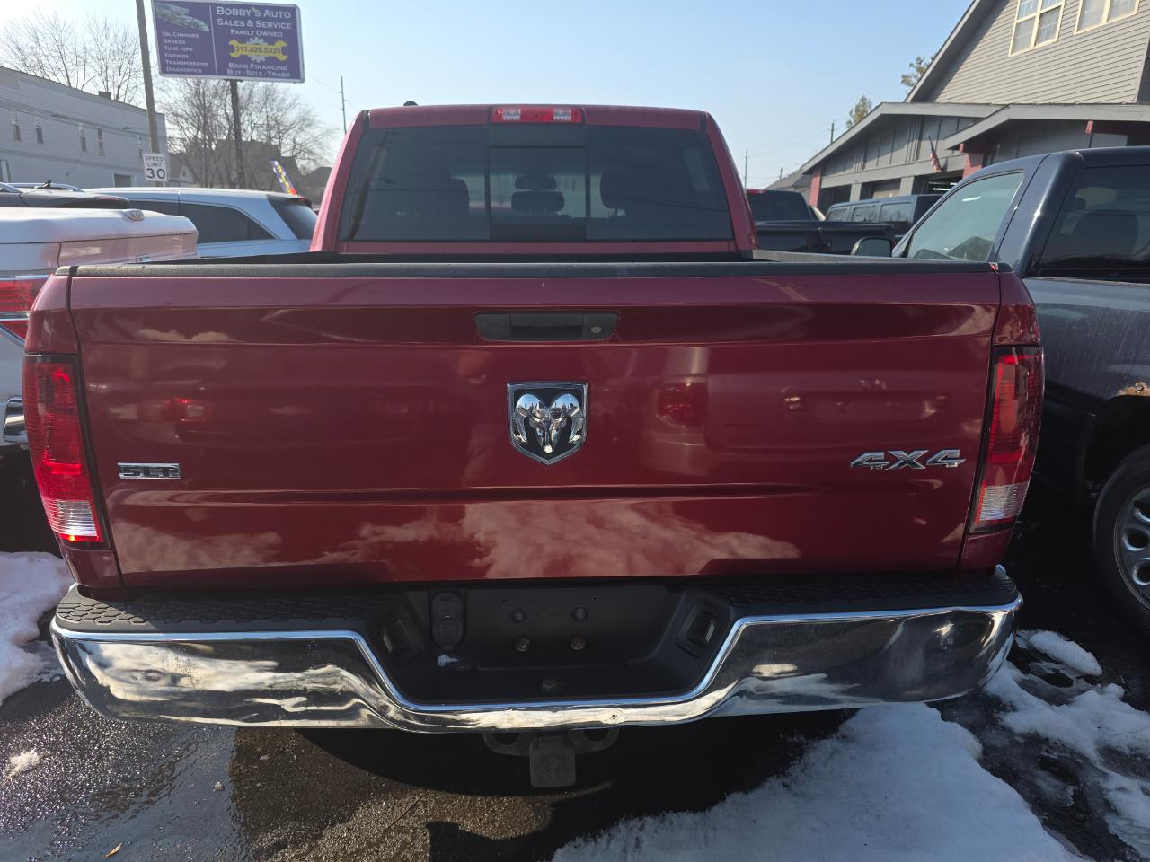 RAM 1500 SLT Crew Cab SWB 4WD 2013