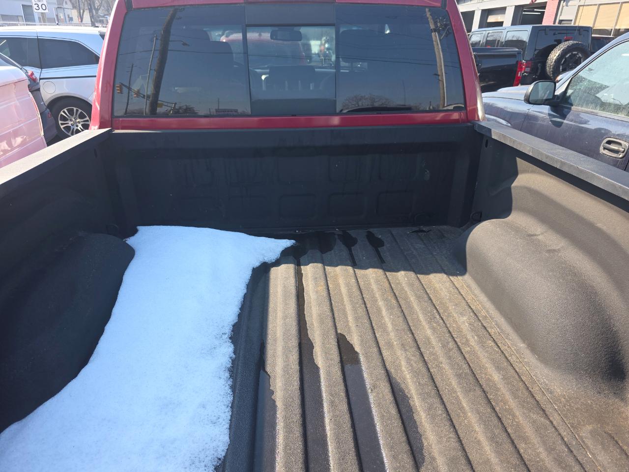 RAM 1500 SLT Crew Cab SWB 4WD 2013