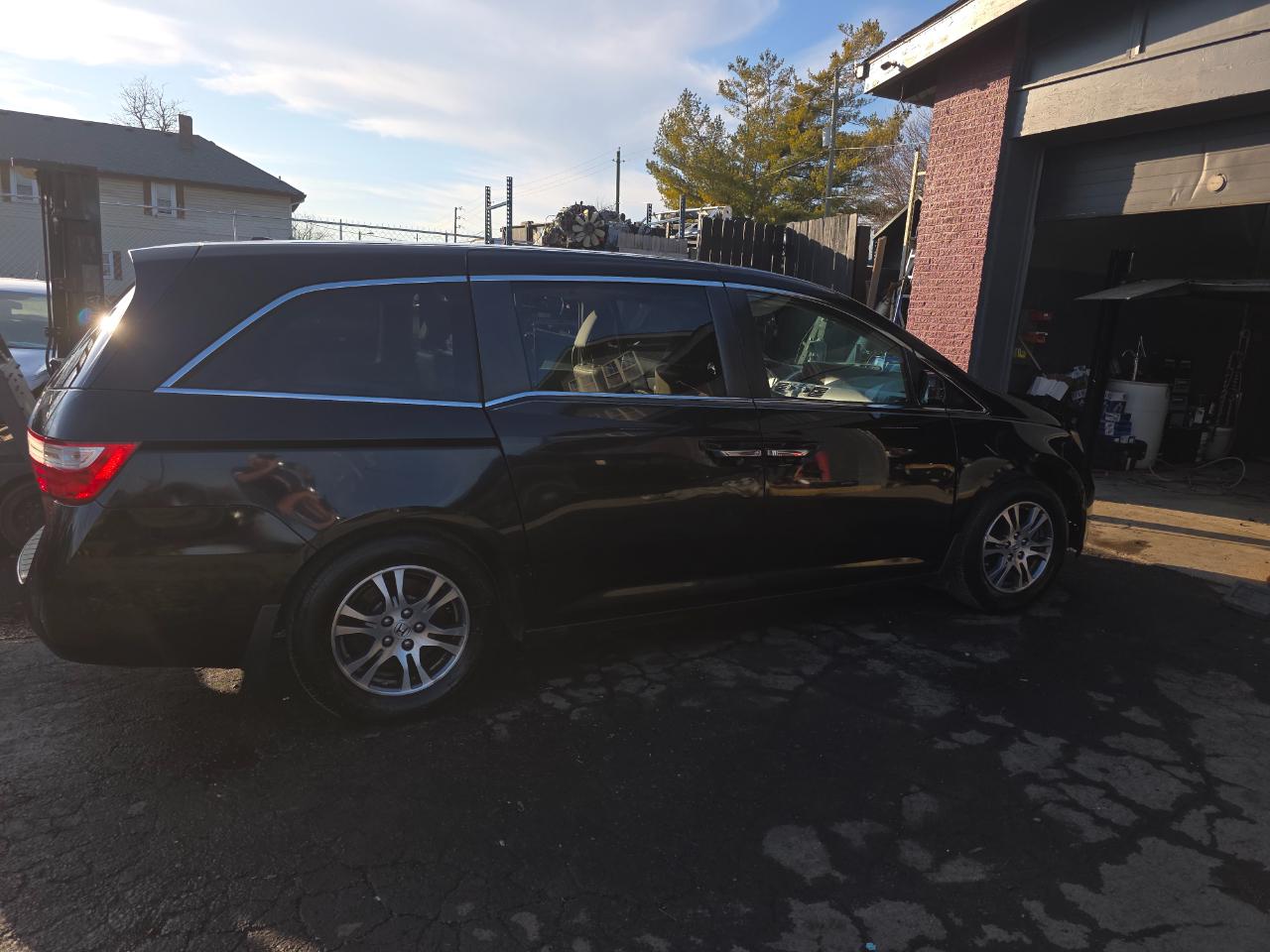 Honda Odyssey EX-L 2011