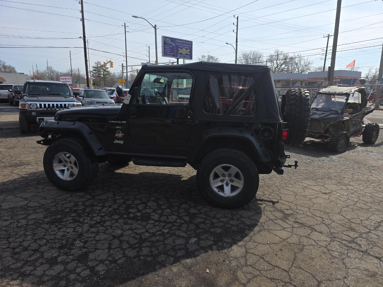 Jeep Wrangler Sahara 2000