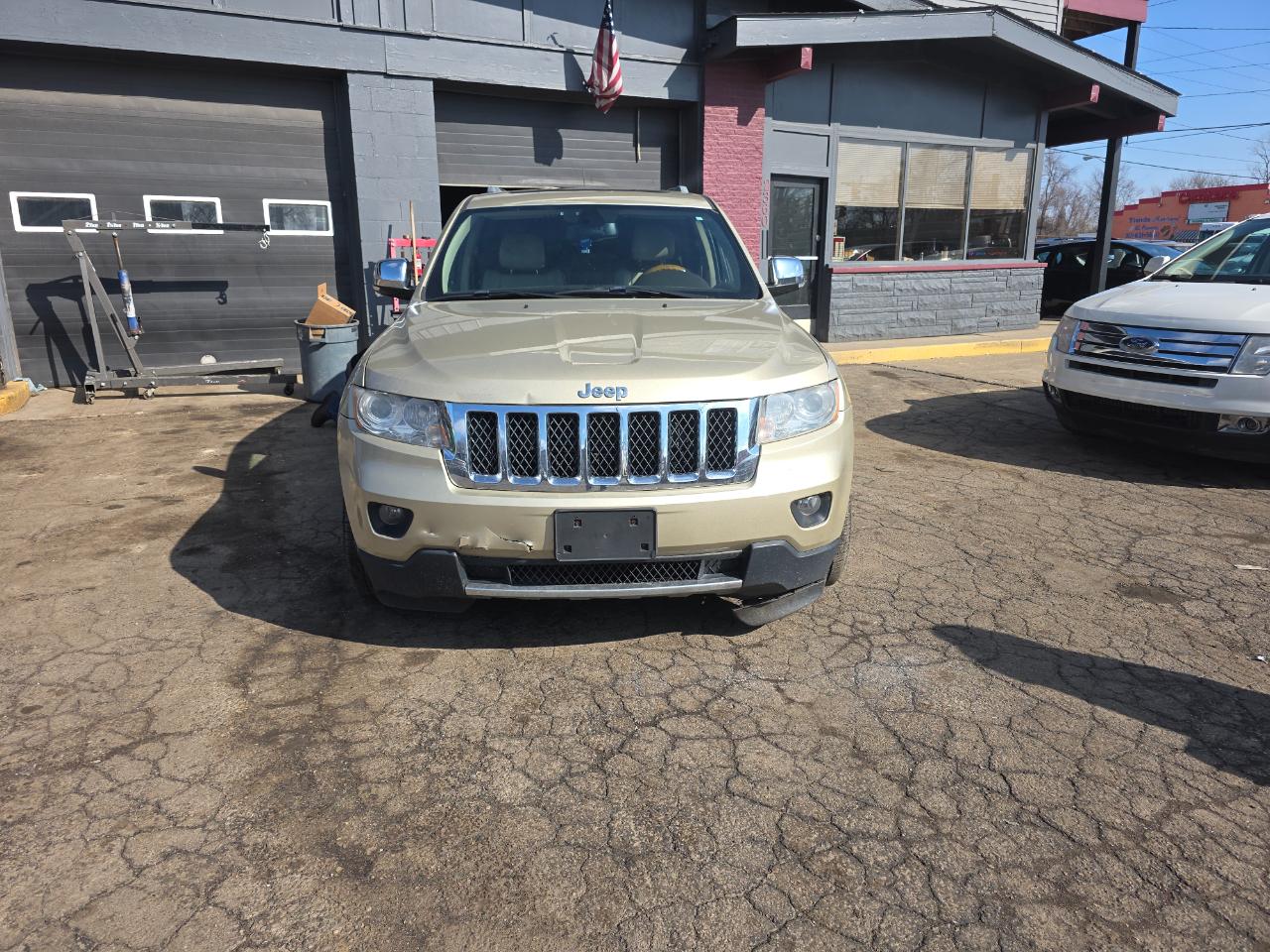 Jeep Grand Cherokee Overland 4WD 2011