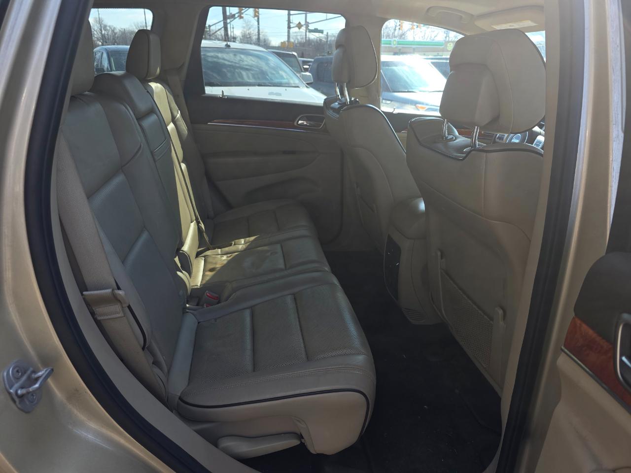 Jeep Grand Cherokee Overland 4WD 2011