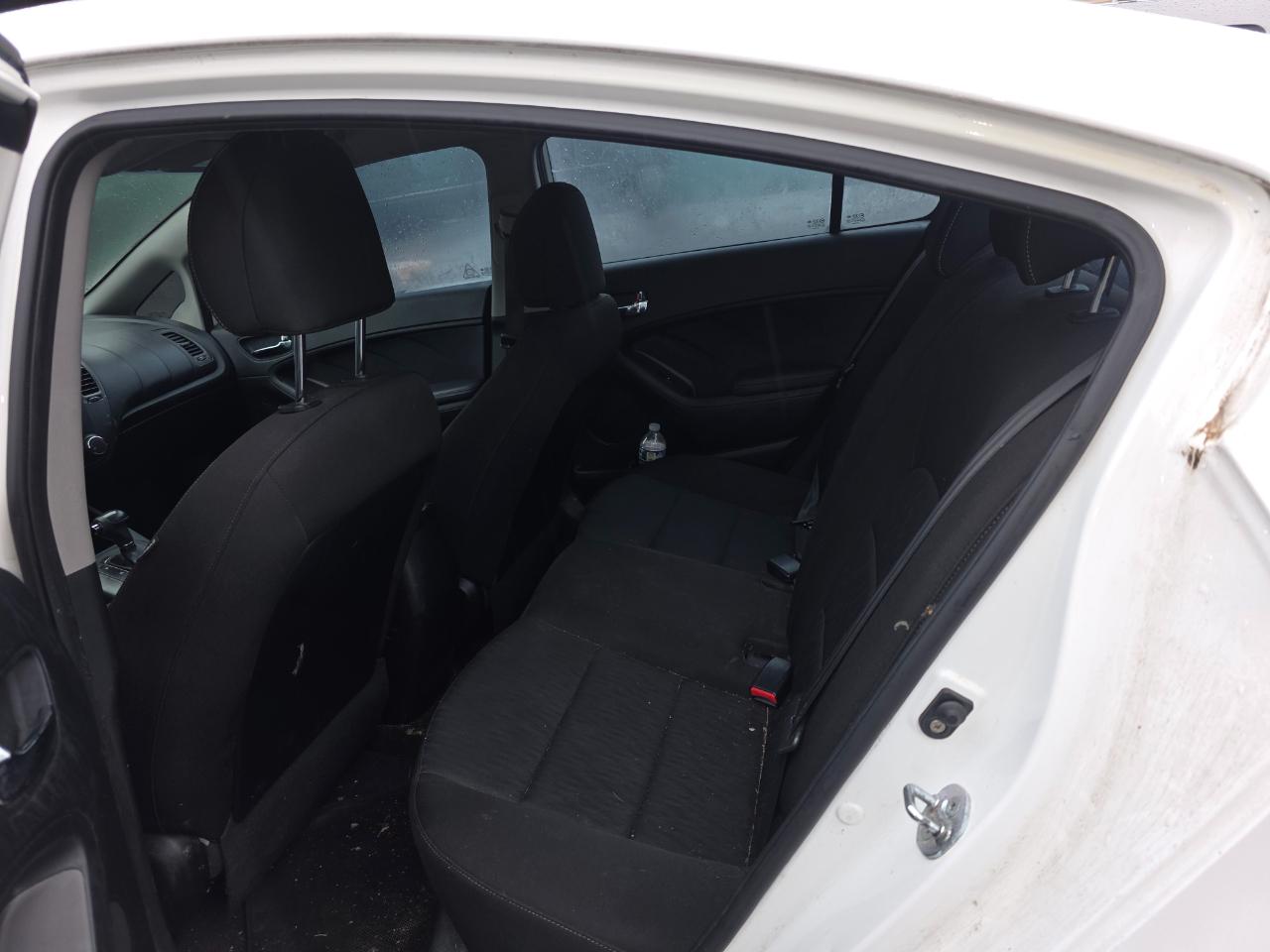 Kia Forte LX w/Popular Package 2016