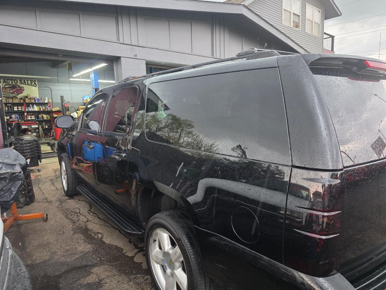 Chevrolet Suburban LS 1500 4WD 2007