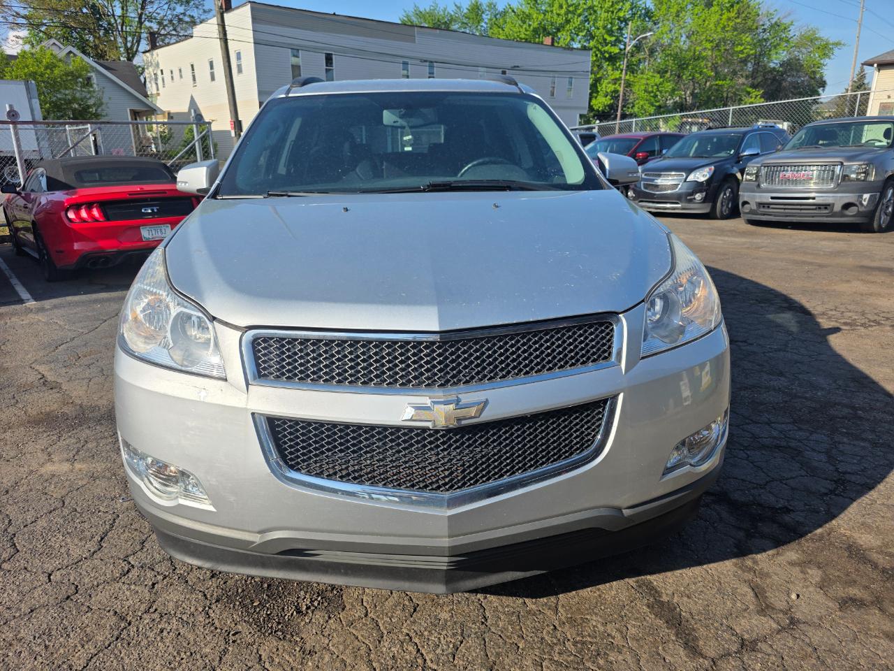 Chevrolet Traverse 2LT FWD 2012