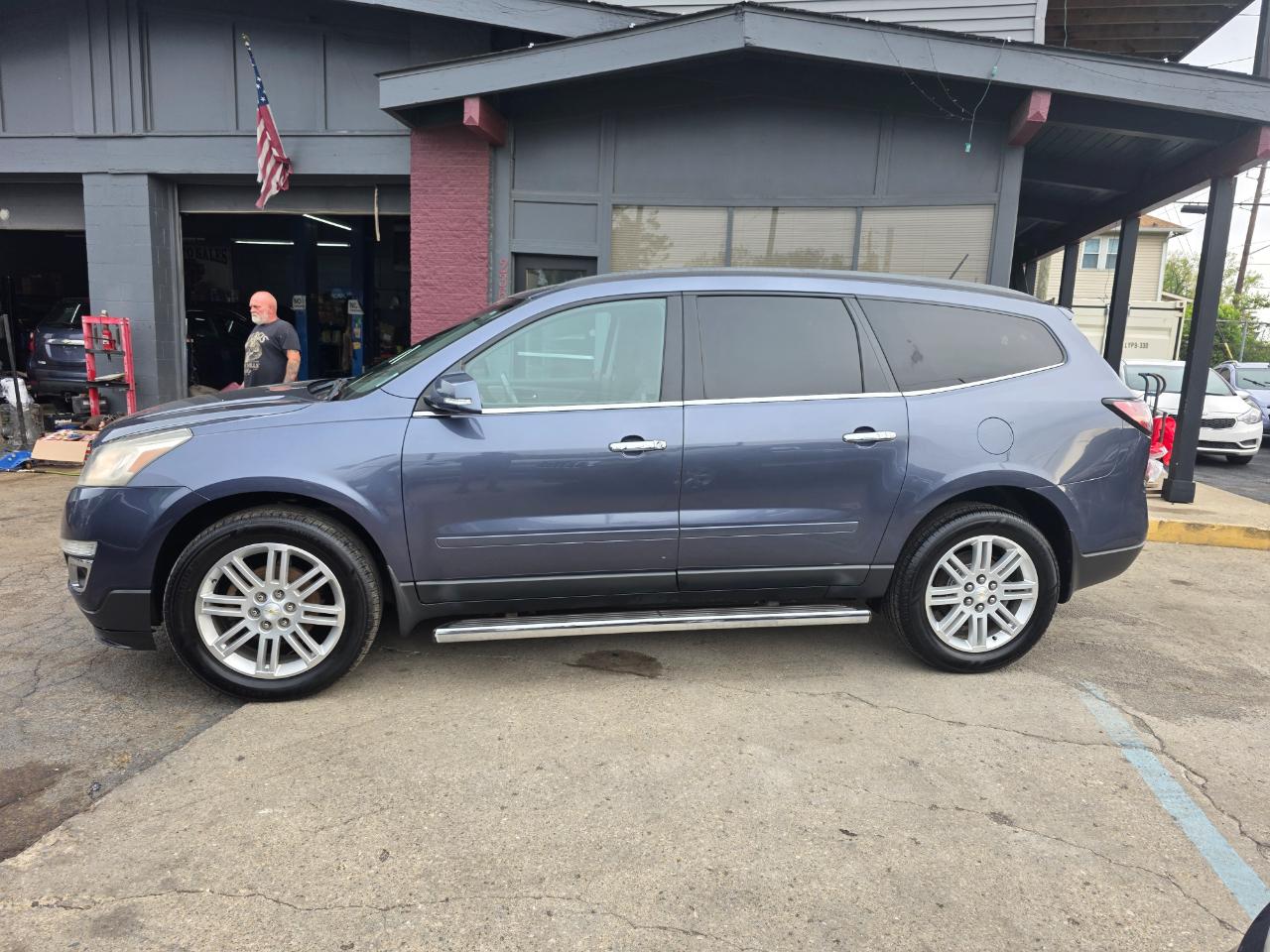Chevrolet Traverse 1LT FWD 2014