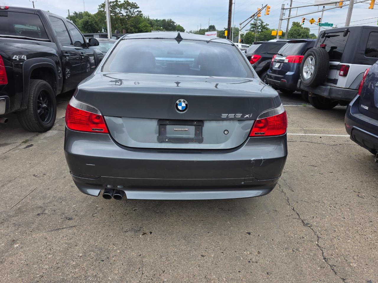 BMW 5-Series 525xi 2007