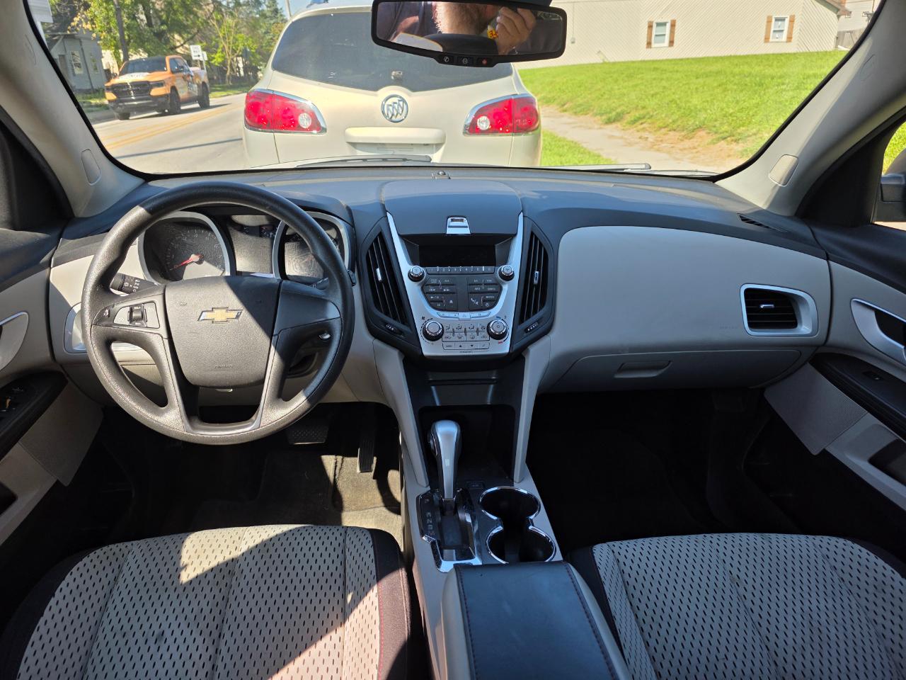 Chevrolet Equinox LS AWD 2010