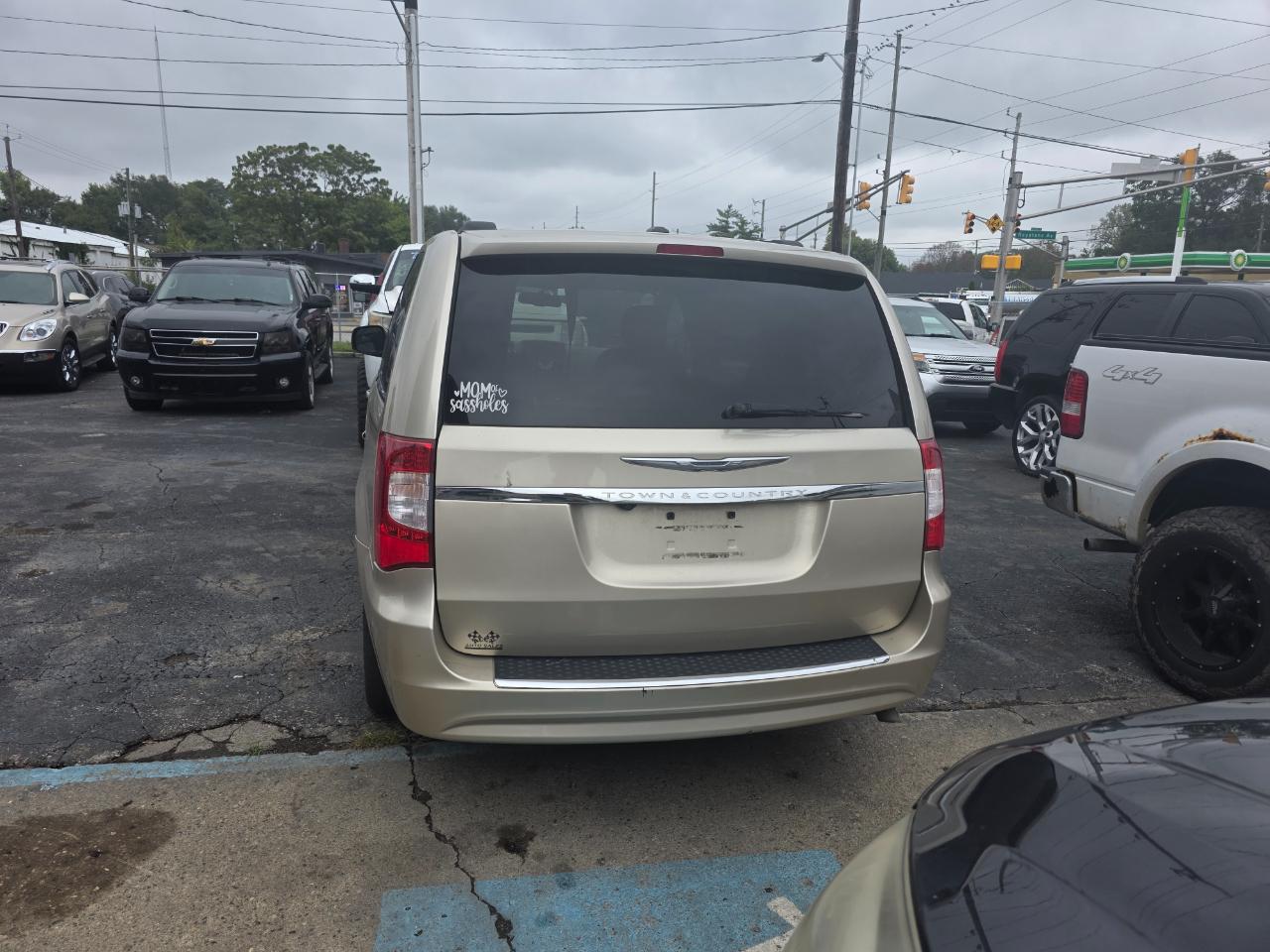 Chrysler Town & Country Touring 2012