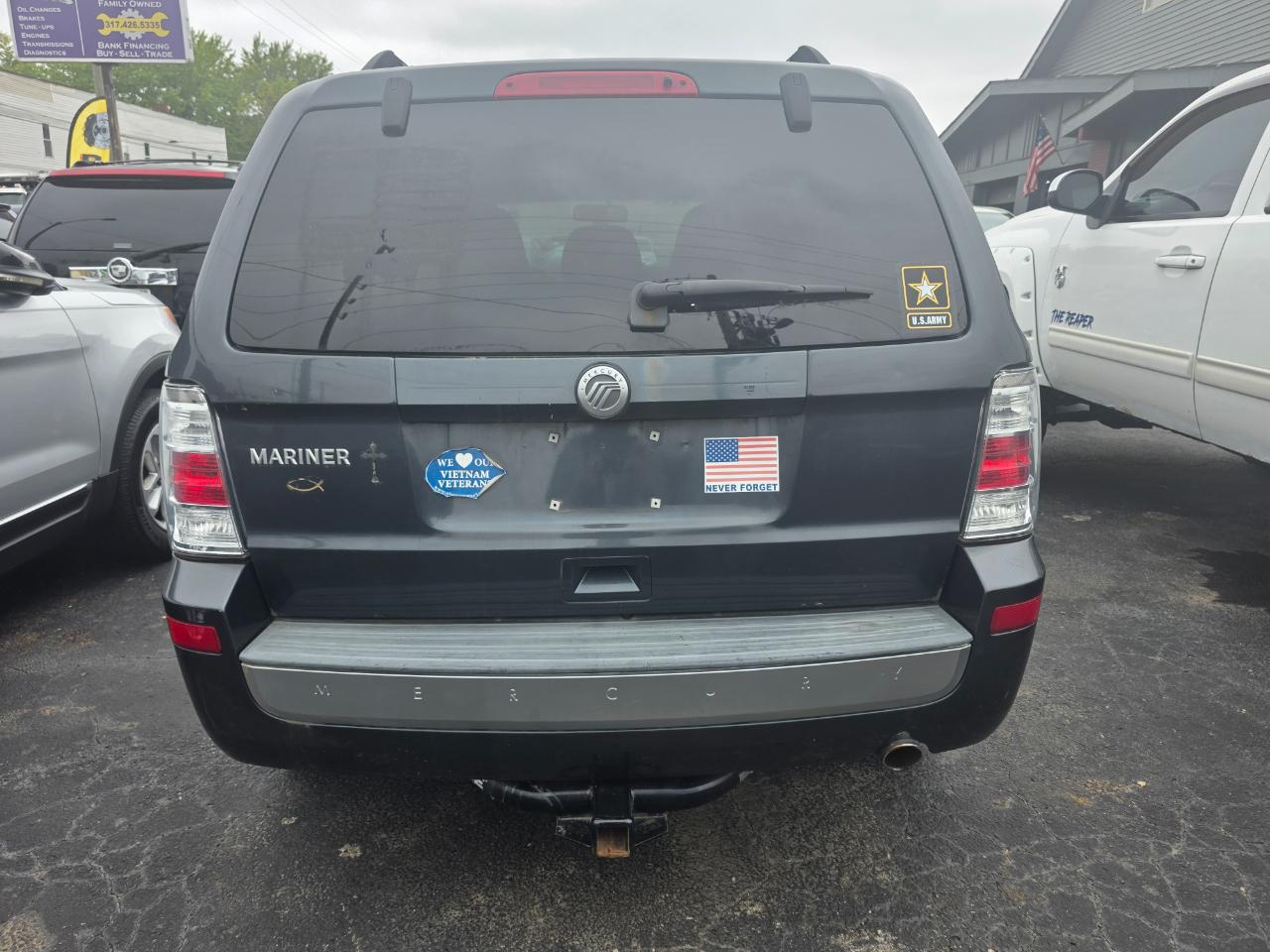Mercury Mariner I4 2WD 2010
