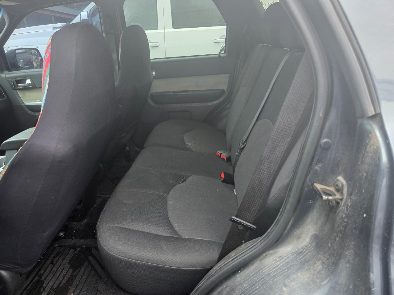 Mercury Mariner I4 2WD 2010