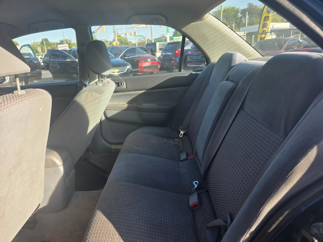 Mitsubishi Lancer ES 2002