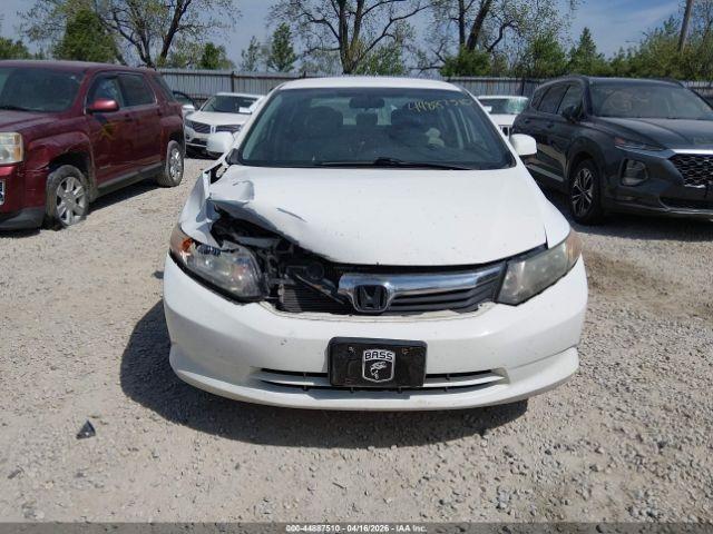 Honda Civic LX Sedan 5-Speed AT 2012
