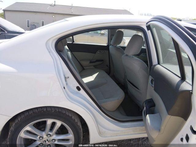 Honda Civic LX Sedan 5-Speed AT 2012