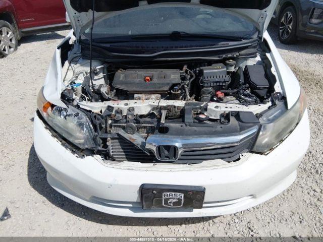 Honda Civic LX Sedan 5-Speed AT 2012