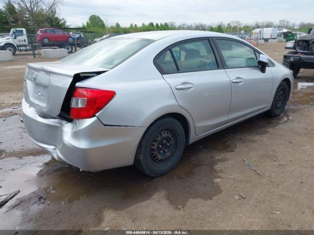 Honda Civic LX Sedan 5-Speed AT 2012