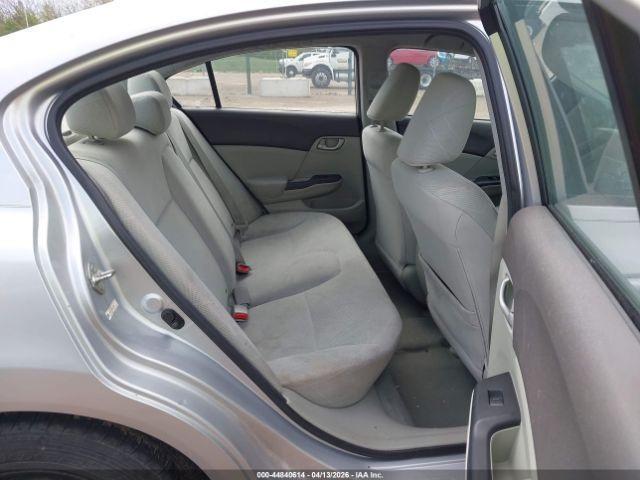 Honda Civic LX Sedan 5-Speed AT 2012
