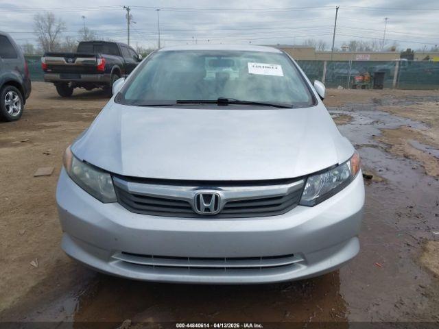 Honda Civic LX Sedan 5-Speed AT 2012
