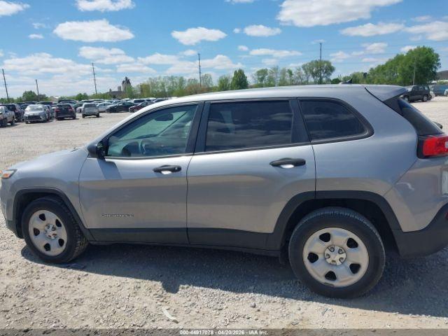Jeep Cherokee Sport FWD 2016