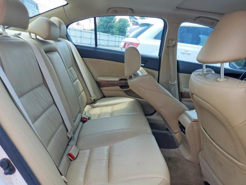 Honda Accord EX-L Sedan AT 2011
