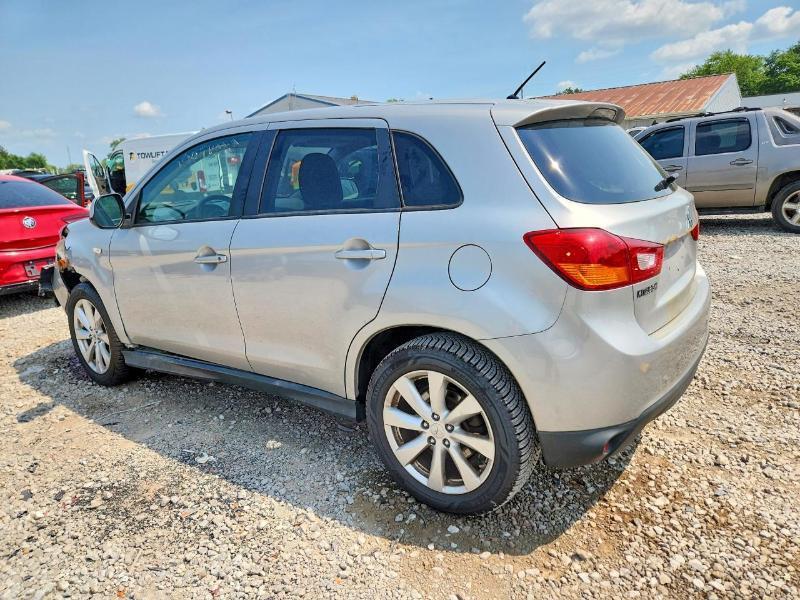 Mitsubishi Outlander Sport ES AWD 2013