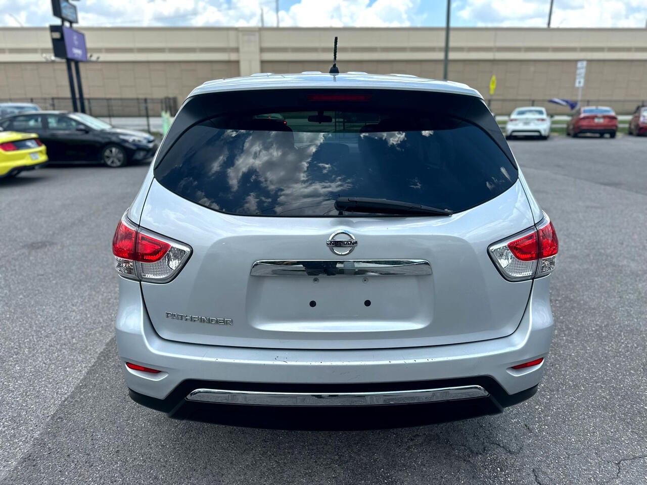 Nissan Pathfinder  2014