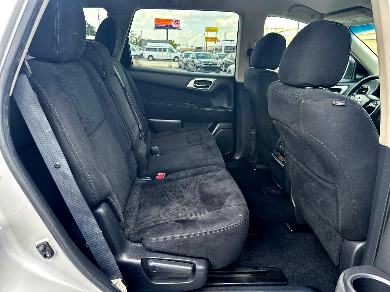 Nissan Pathfinder  2014