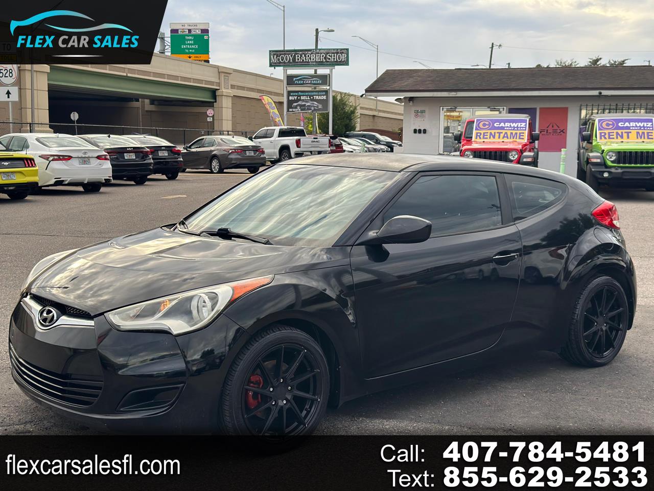 2014 Hyundai Veloster Base's photo