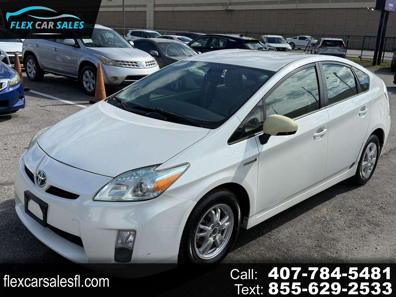 2010 Toyota Prius Base's photo