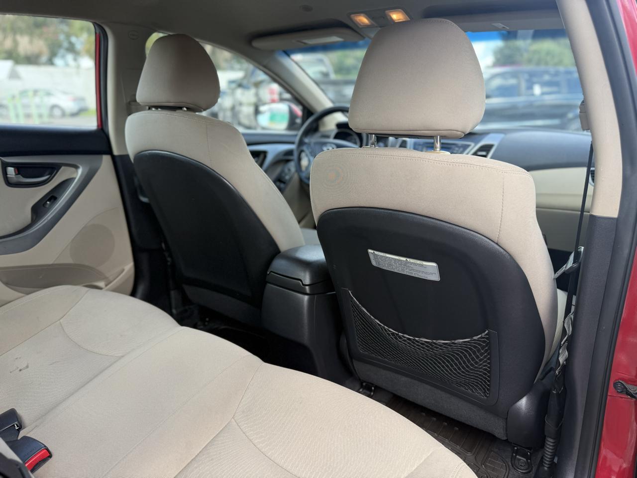 2016 Hyundai Elantra SE - Photo 18