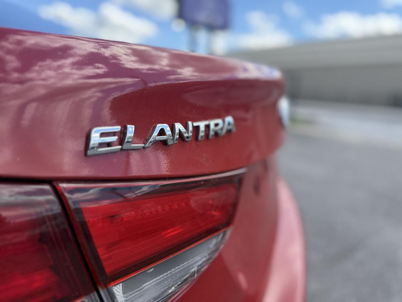 2016 Hyundai Elantra SE - Photo 19