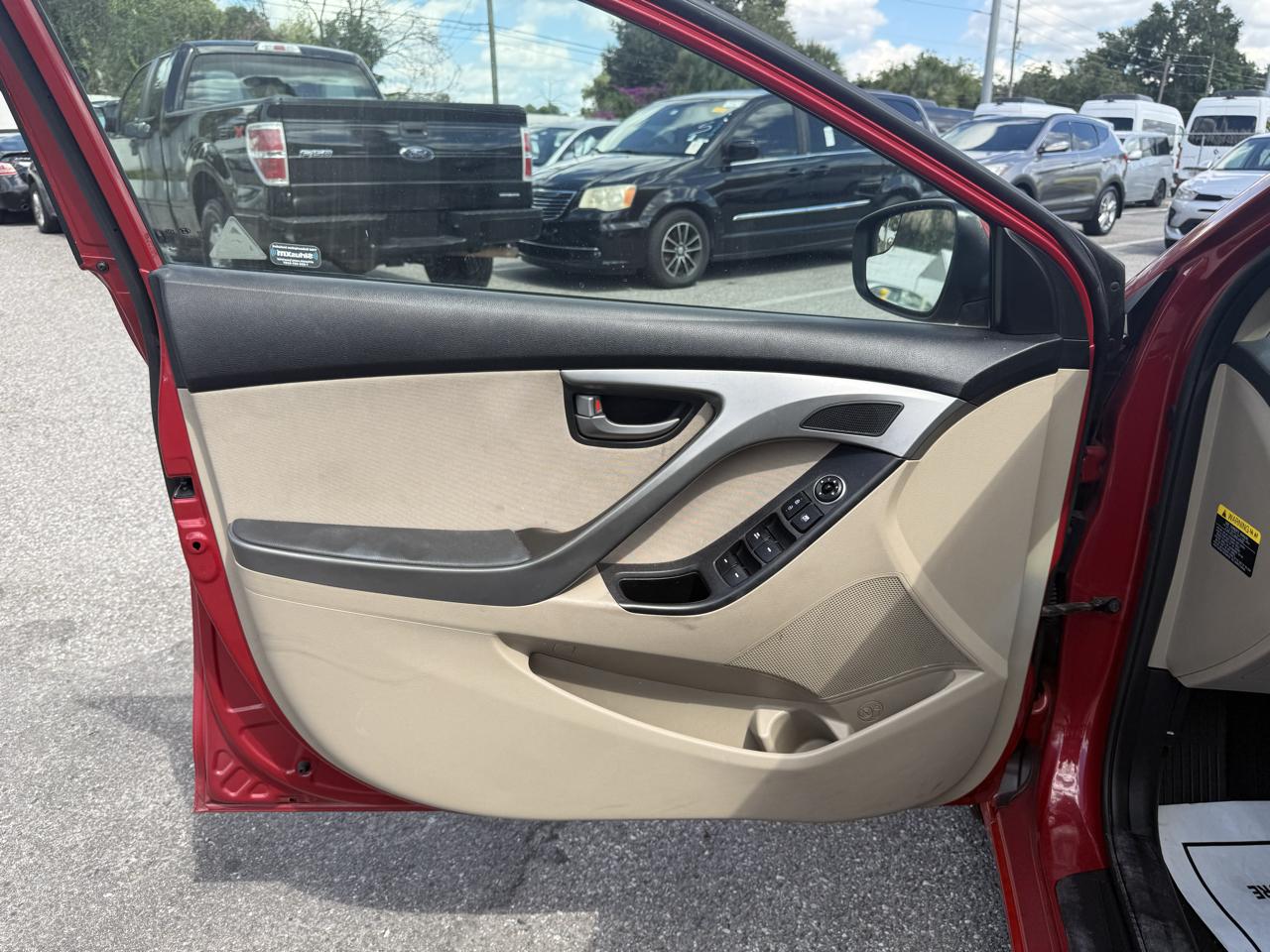 2016 Hyundai Elantra SE - Photo 27