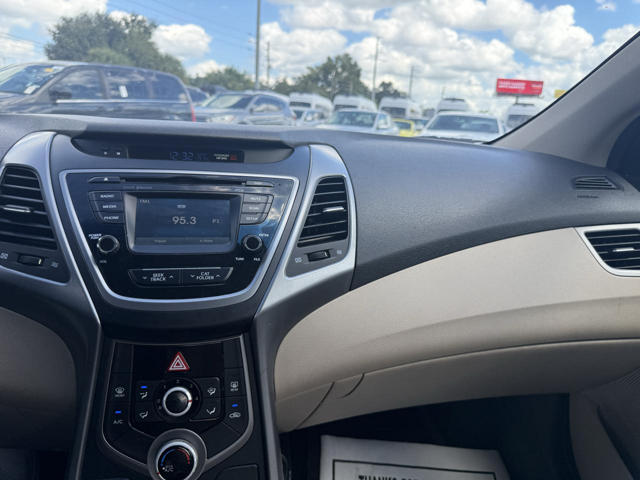 2016 Hyundai Elantra SE - Photo 37
