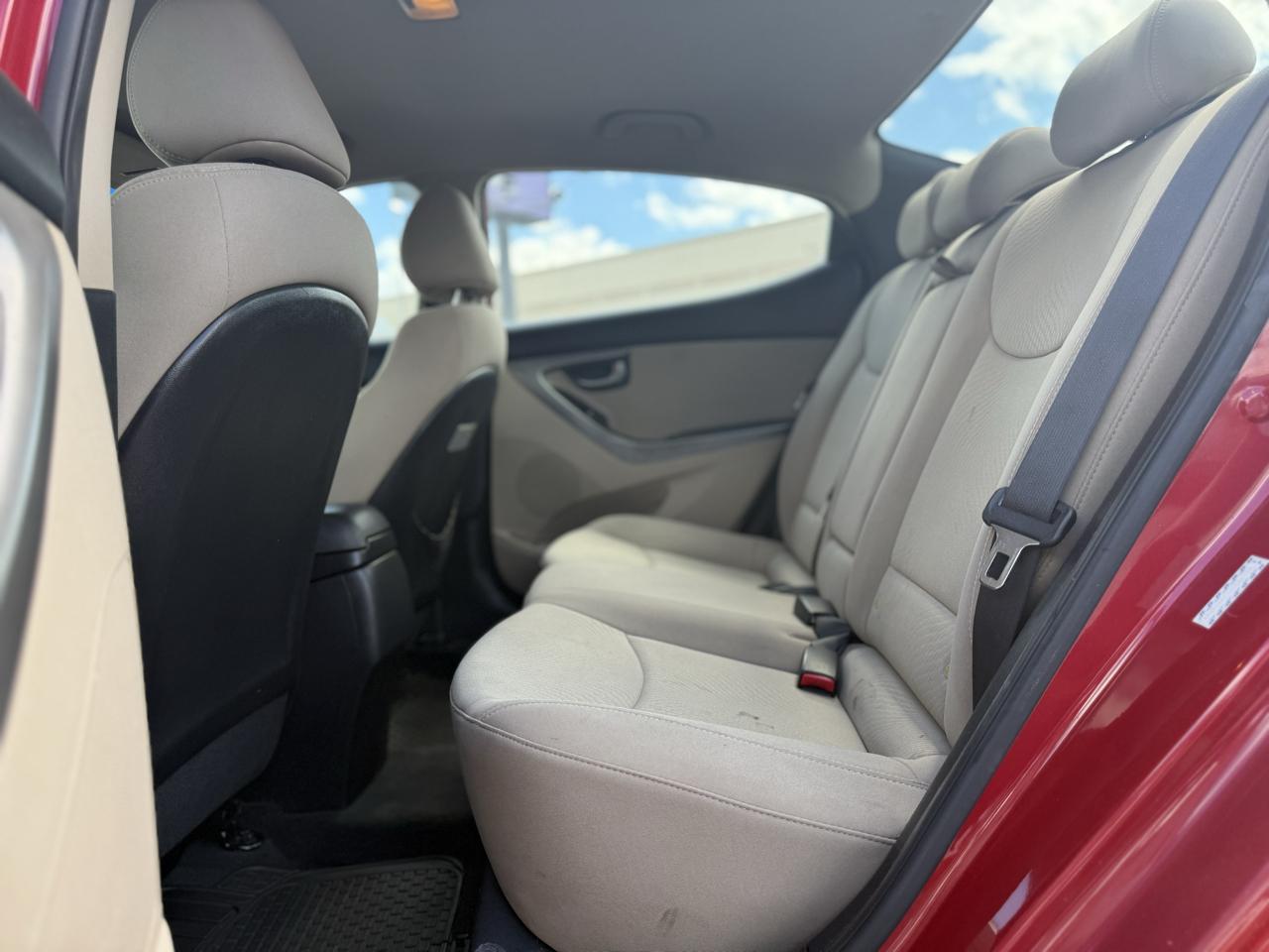 2016 Hyundai Elantra SE - Photo 39
