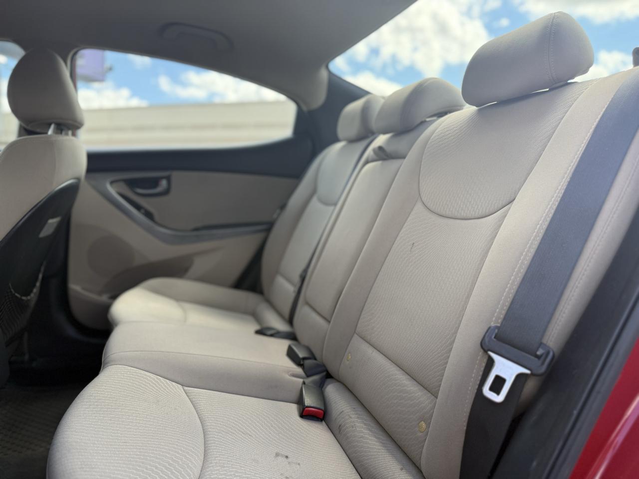 2016 Hyundai Elantra SE - Photo 40