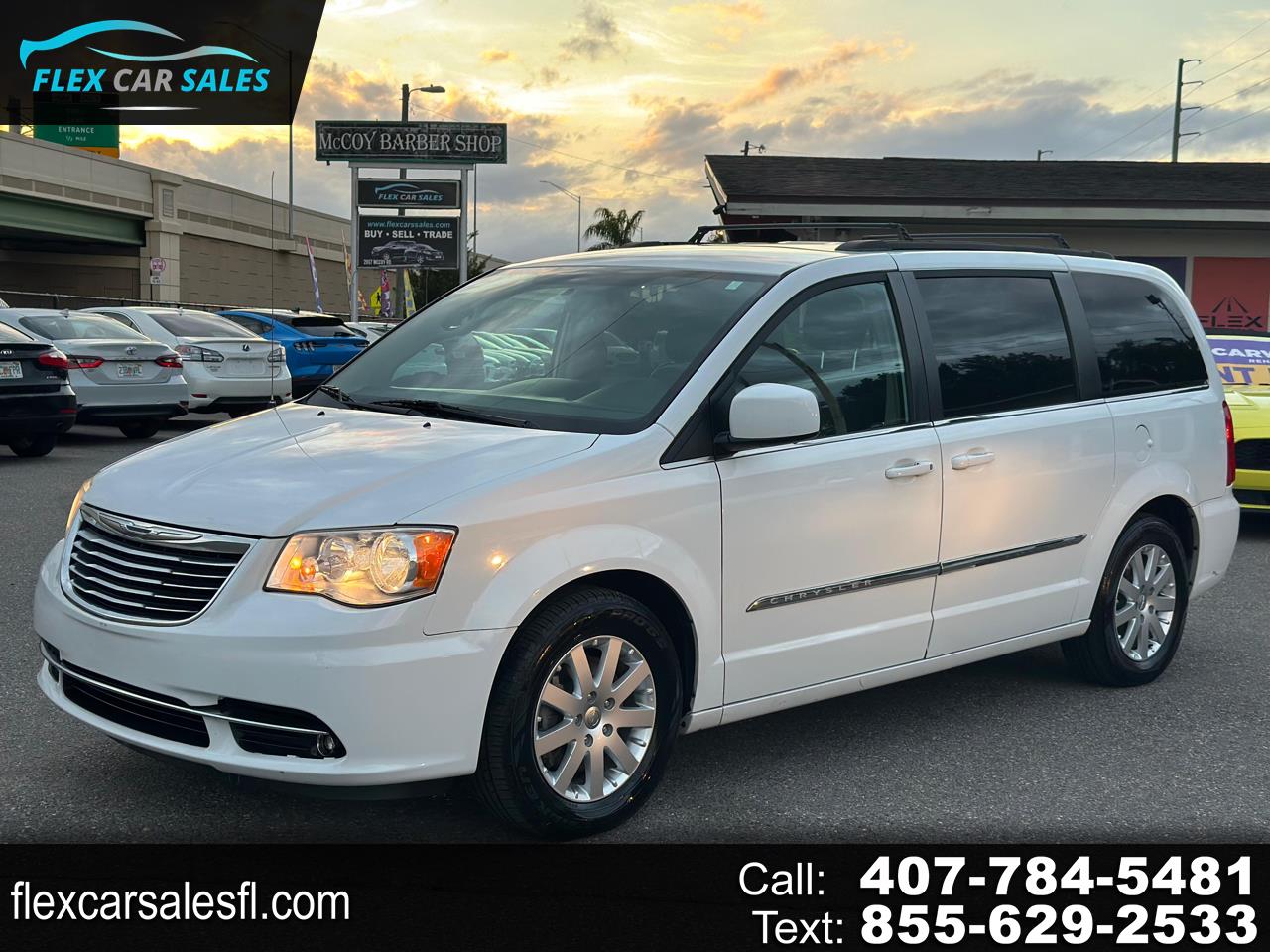 2016 Chrysler Town & Country Touring