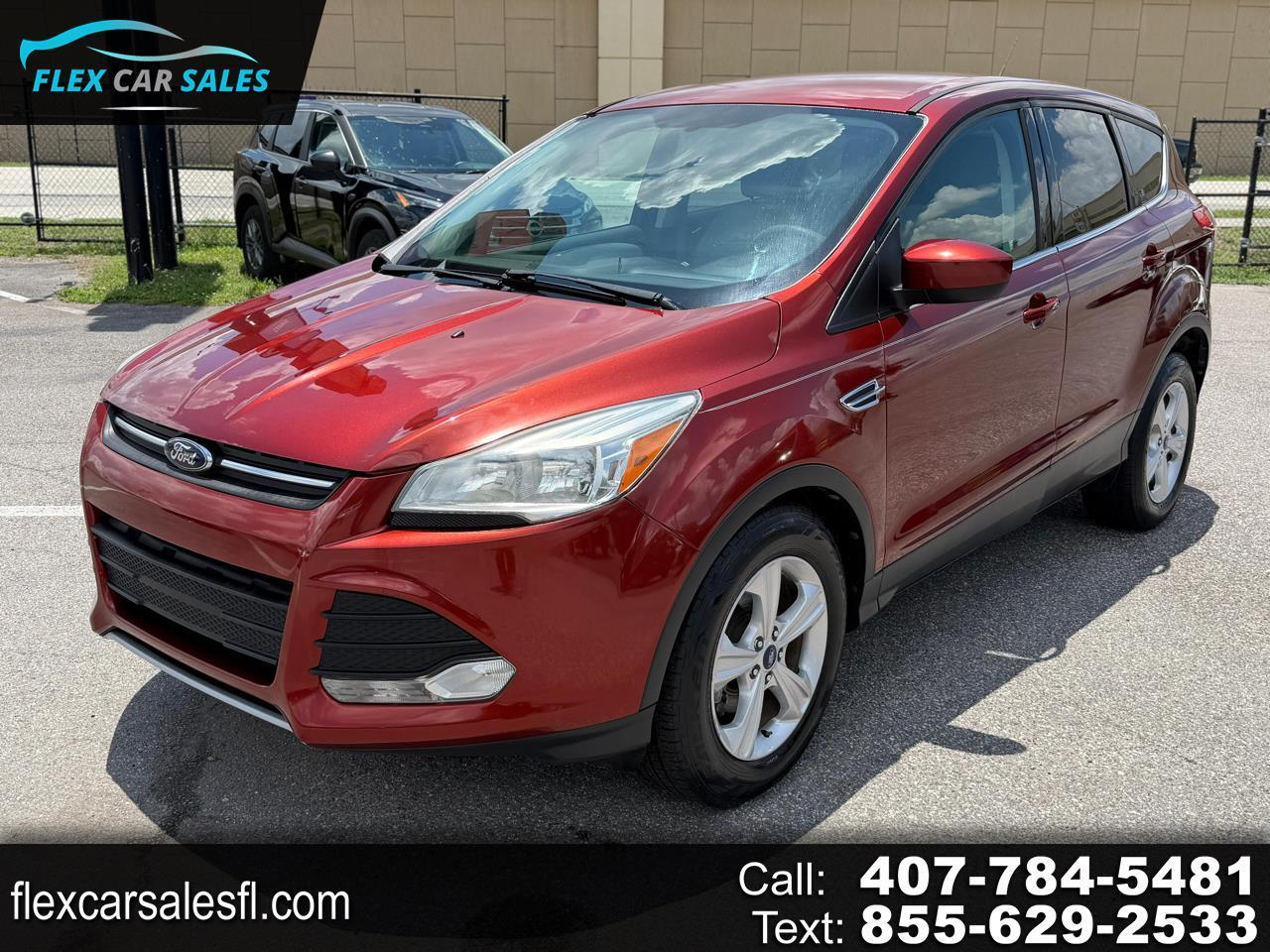 2014 Ford Escape SE's photo