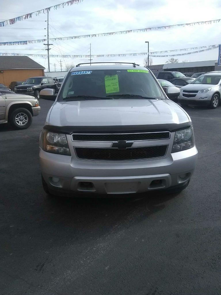 Chevrolet Suburban LS 1500 4WD 2011