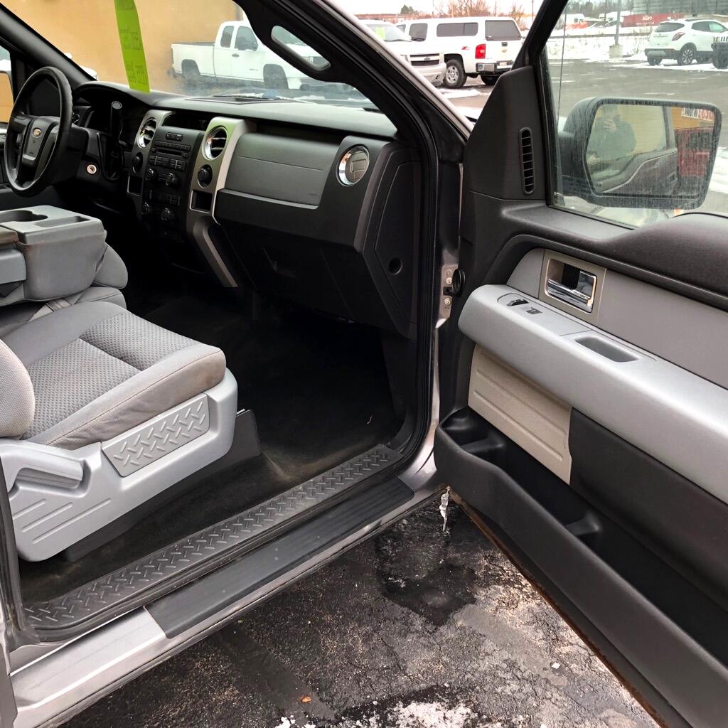 2011 Ford F-150 XL's photo