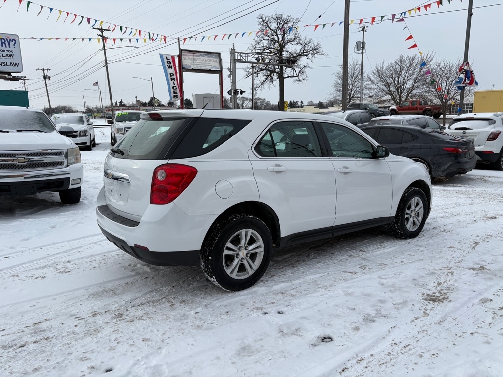 Chevrolet Equinox LS 2WD 2012
