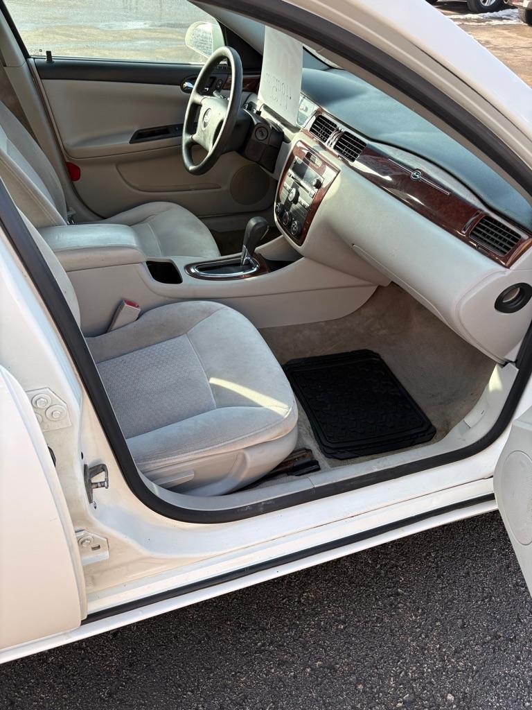Chevrolet Impala LS 2008