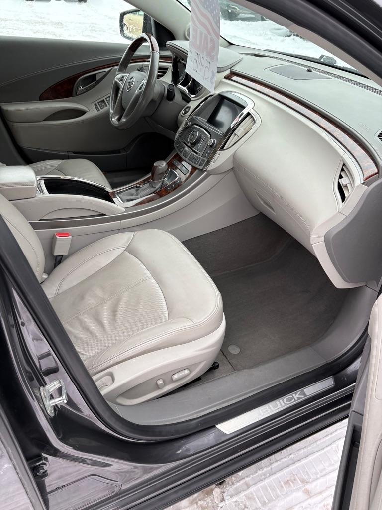 Buick LaCrosse Premium Package 2, w/Leather 2012