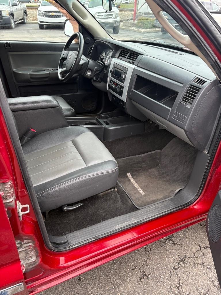 Dodge Dakota Laramie Crew Cab 4WD 2008