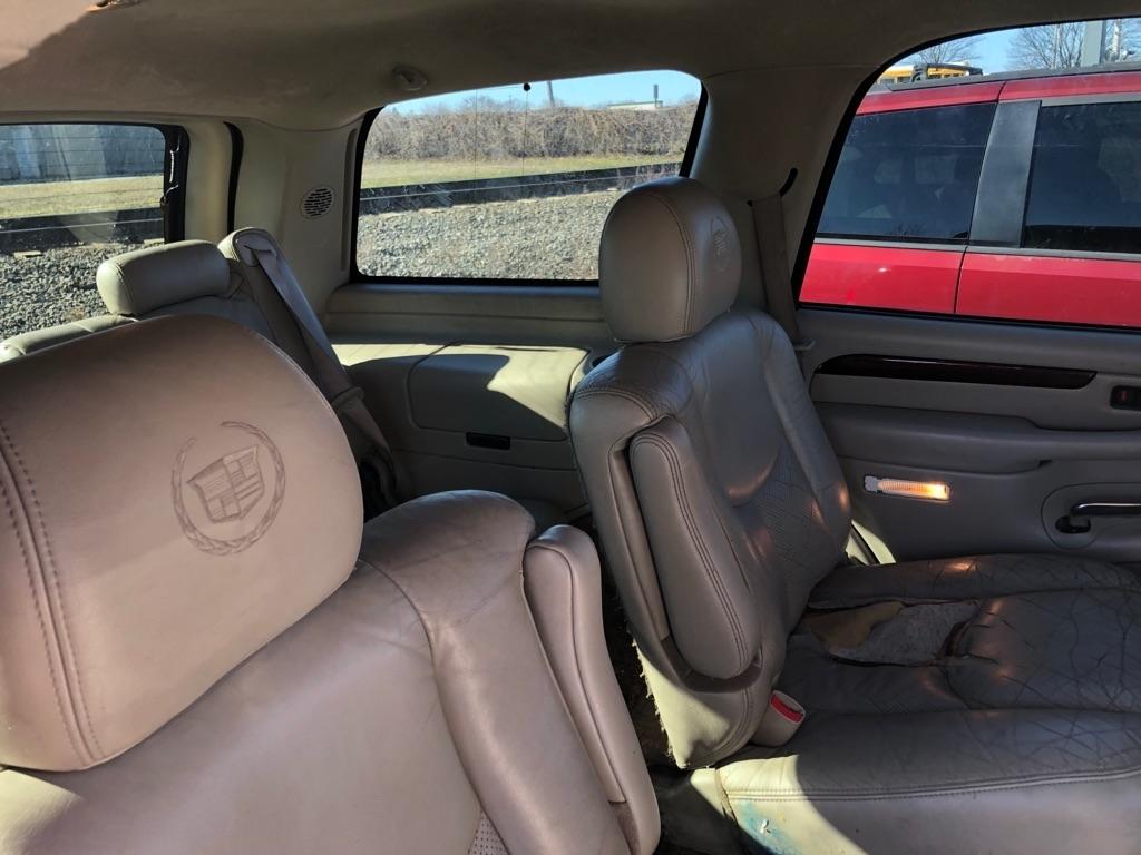 Cadillac Escalade AWD 2003