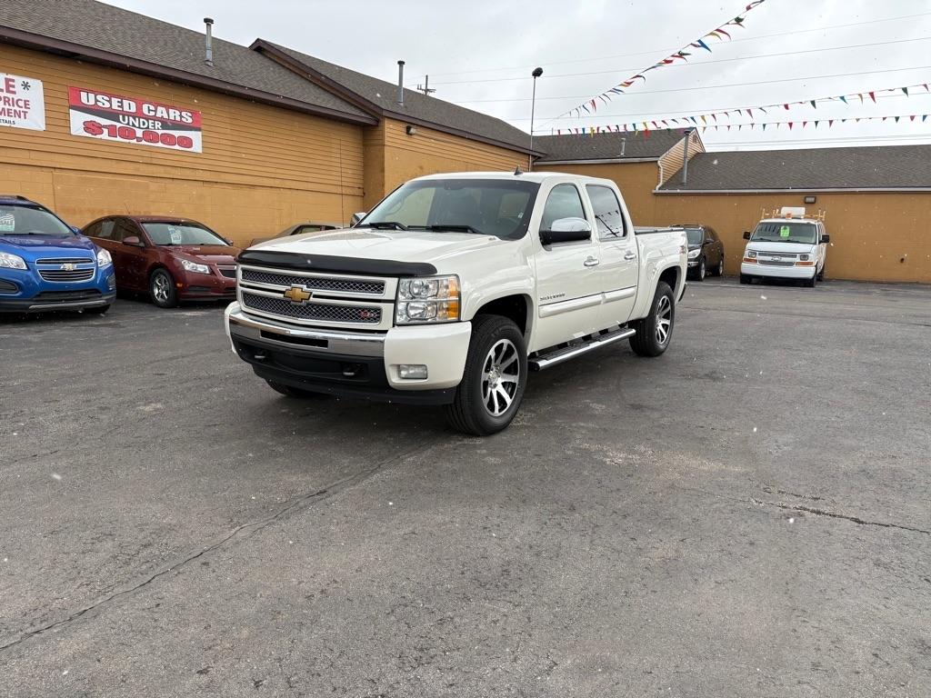 Chevrolet Silverado 1500 LTZ Crew Cab 4WD 2013