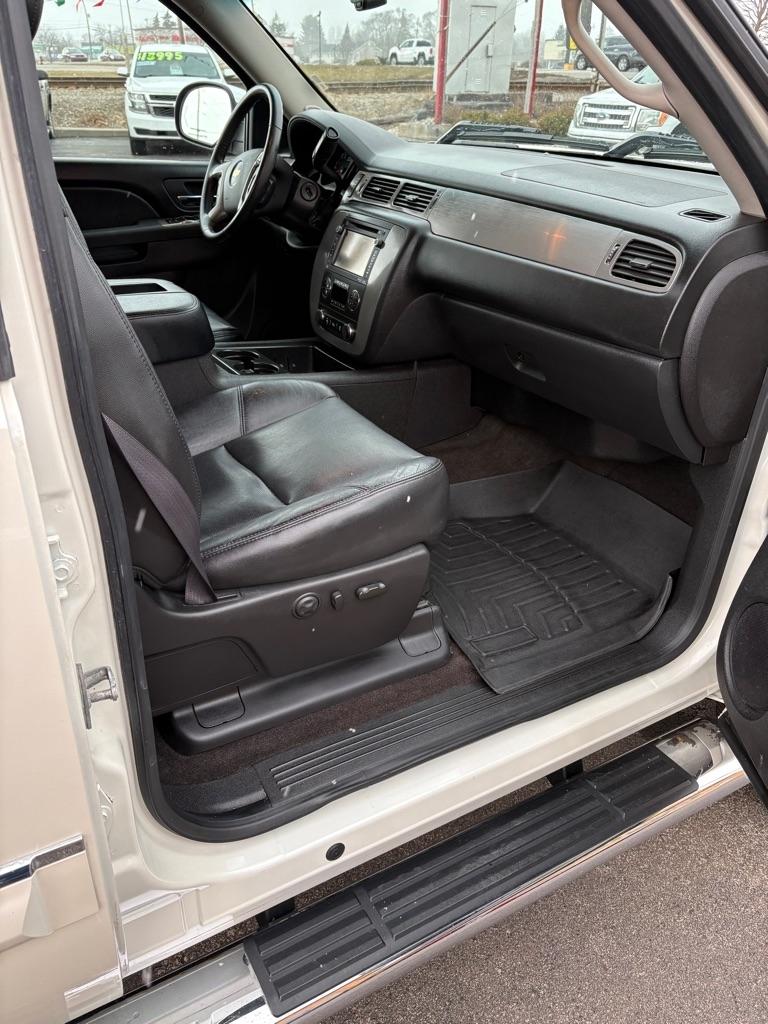 Chevrolet Silverado 1500 LTZ Crew Cab 4WD 2013