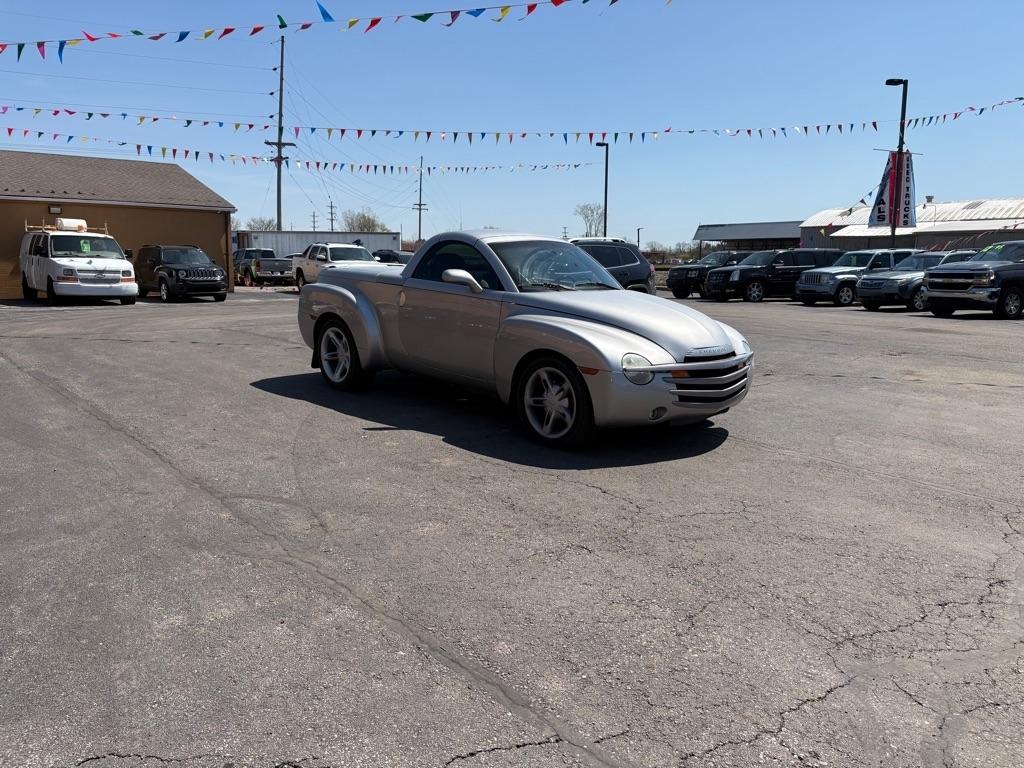 Chevrolet SSR Base 2004