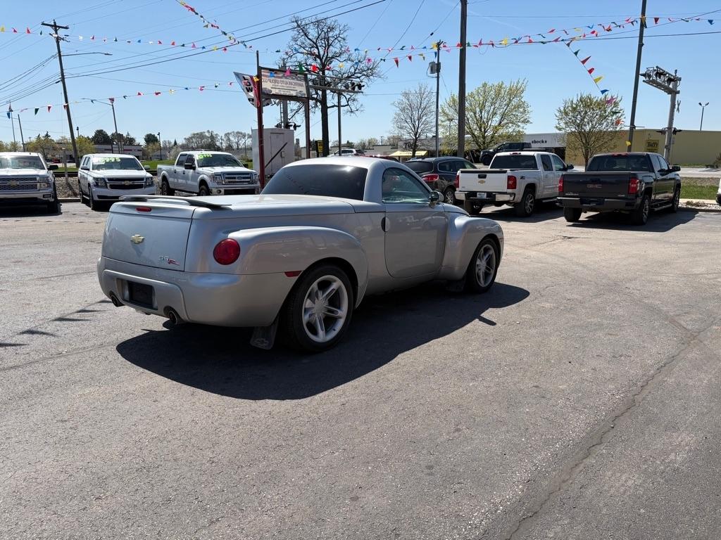 Chevrolet SSR Base 2004